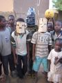 01 enfants du quartier imitant la fete des circoncis